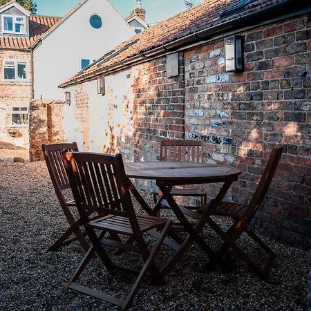 The Stables, Converted Barn Outside York Exterior photo