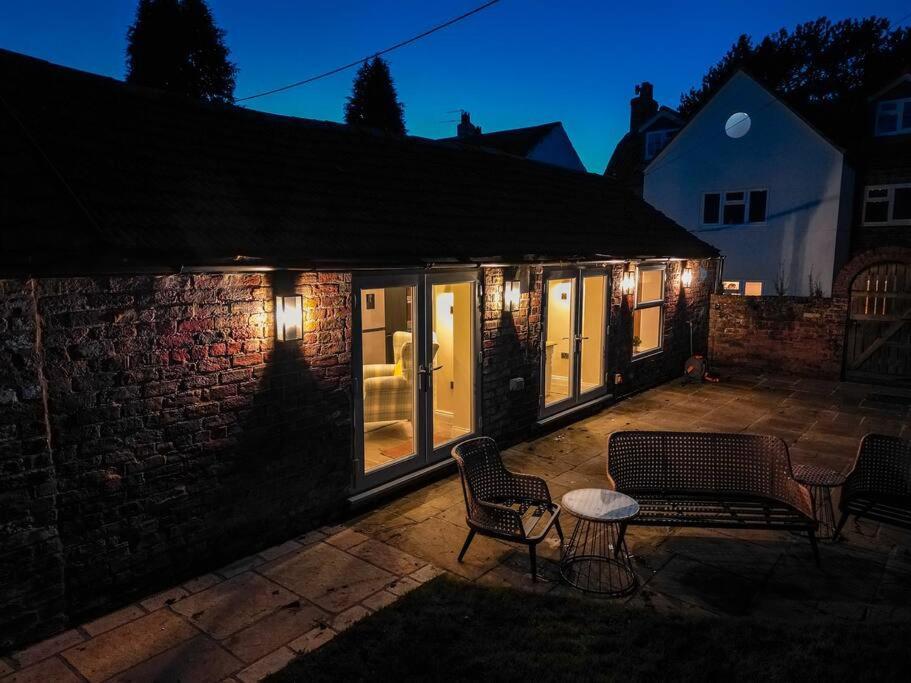 The Stables, Converted Barn Outside York Exterior photo